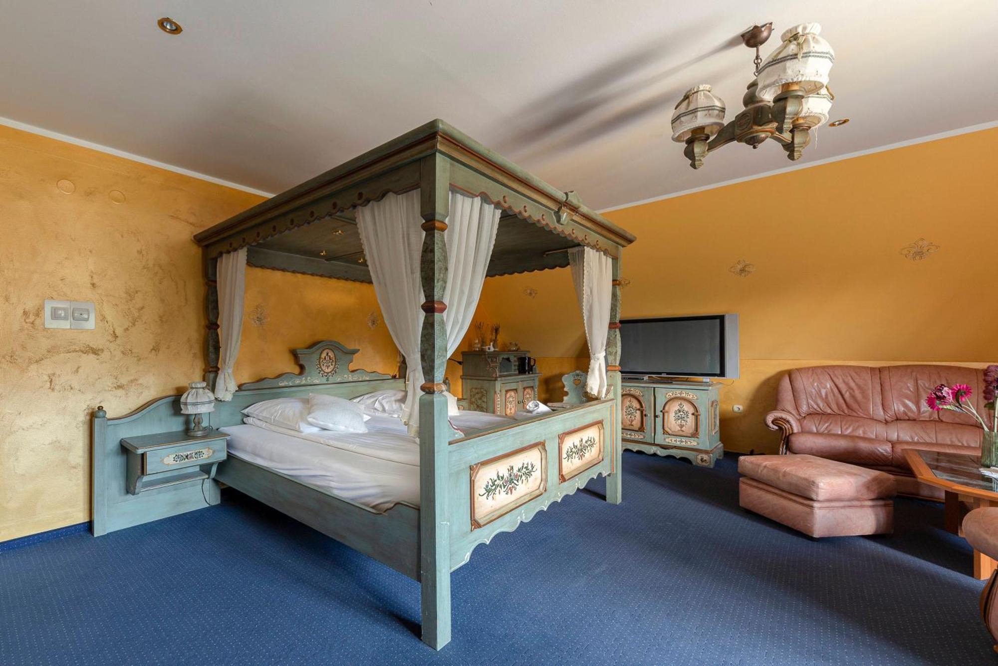 Hotel Burger Venise Recica ob Savinji Екстериор снимка